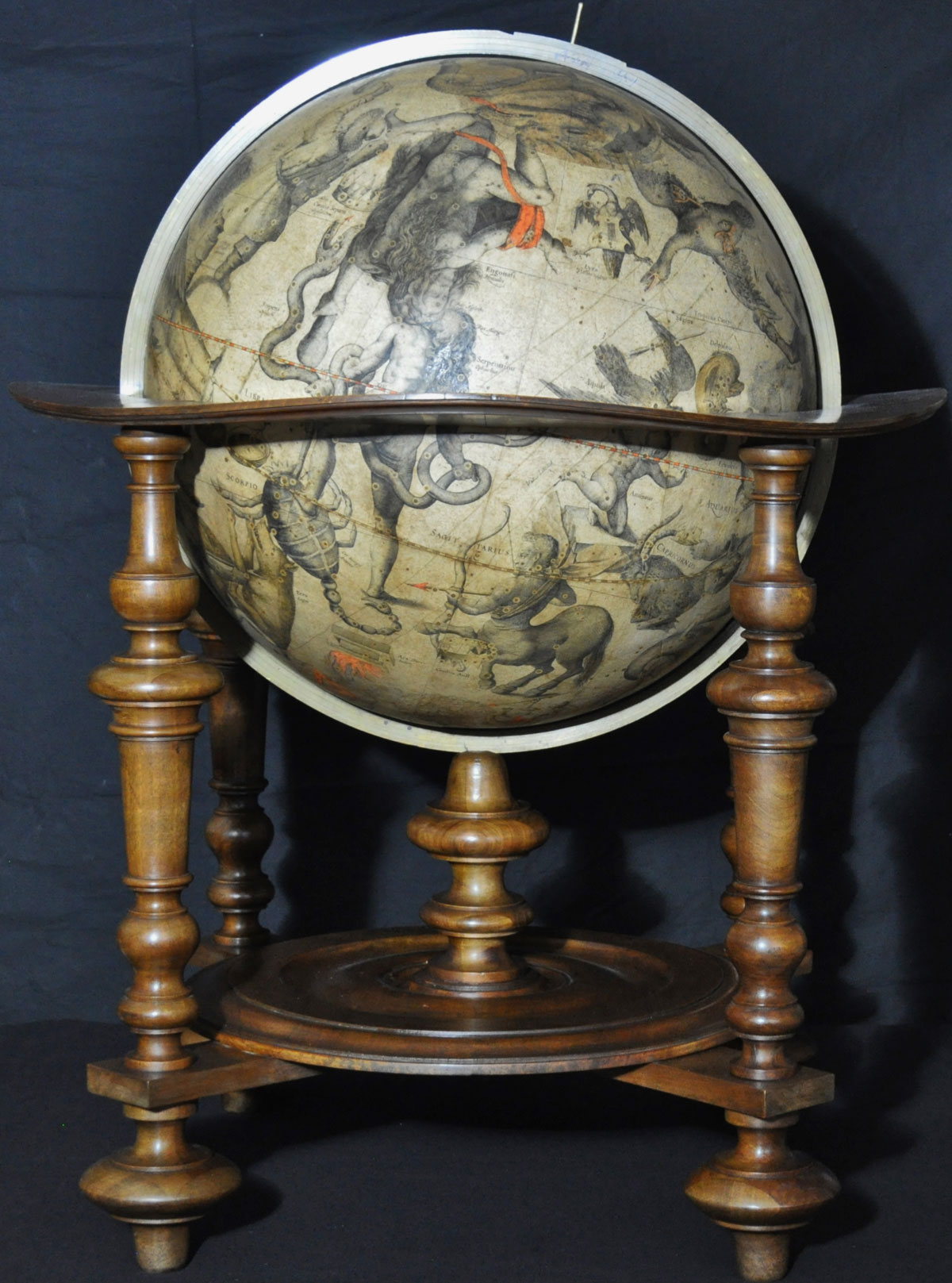 Il globo dopo il restauro